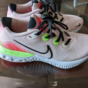 Like new Nike Renew runners